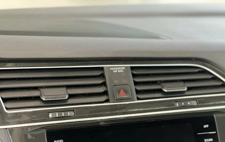 Volkswagen Tiguan II, 2018 год, 2 195 000 рублей, 18 фотография