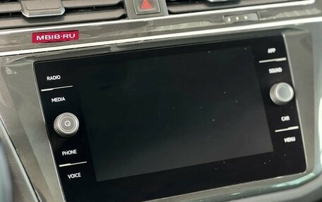 Volkswagen Tiguan II, 2018 год, 2 195 000 рублей, 19 фотография
