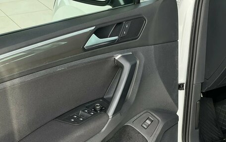 Volkswagen Tiguan II, 2018 год, 2 195 000 рублей, 27 фотография