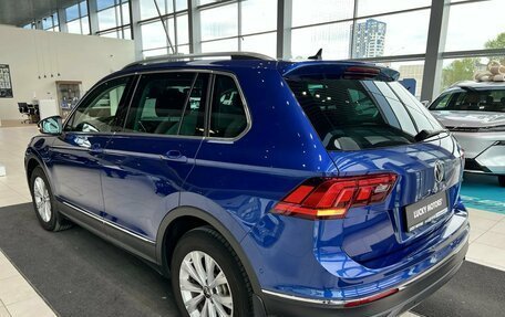 Volkswagen Tiguan II, 2021 год, 3 395 000 рублей, 4 фотография