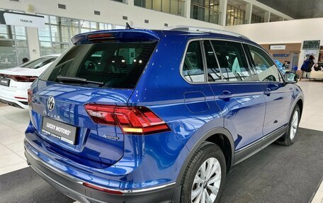 Volkswagen Tiguan II, 2021 год, 3 395 000 рублей, 6 фотография