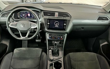 Volkswagen Tiguan II, 2021 год, 3 395 000 рублей, 14 фотография