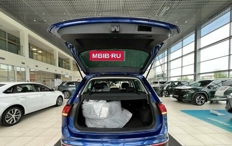 Volkswagen Tiguan II, 2021 год, 3 395 000 рублей, 10 фотография