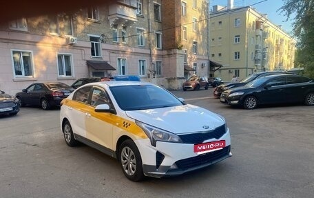 KIA Rio IV, 2021 год, 795 000 рублей, 2 фотография