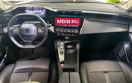Peugeot 308, 2023 год, 2 180 000 рублей, 7 фотография