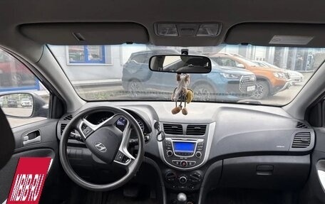 Hyundai Solaris II рестайлинг, 2012 год, 550 000 рублей, 6 фотография