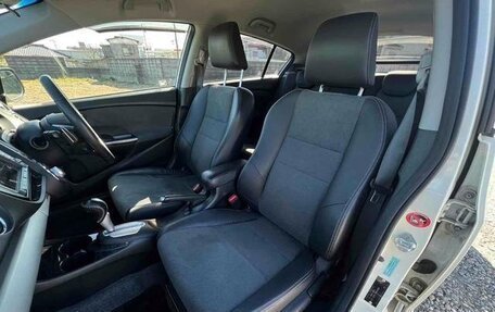 Honda Insight II рестайлинг, 2014 год, 747 000 рублей, 11 фотография
