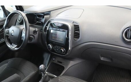 Renault Kaptur I рестайлинг, 2016 год, 1 499 000 рублей, 5 фотография