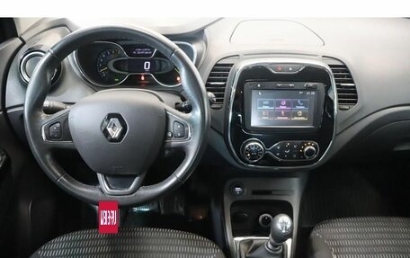 Renault Kaptur I рестайлинг, 2016 год, 1 499 000 рублей, 8 фотография