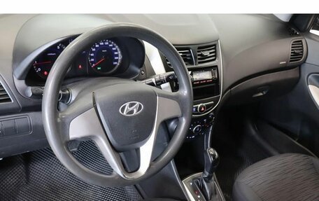 Hyundai Solaris II рестайлинг, 2015 год, 749 000 рублей, 6 фотография