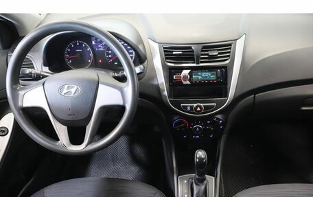 Hyundai Solaris II рестайлинг, 2015 год, 749 000 рублей, 9 фотография