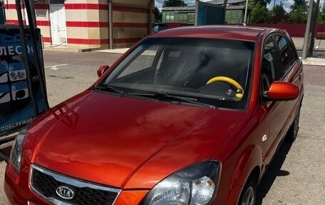 KIA Rio II, 2009 год, 660 000 рублей, 1 фотография