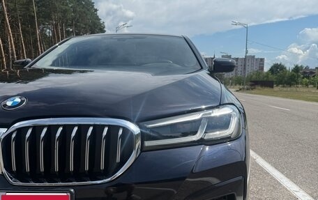 BMW 5 серия, 2021 год, 5 850 000 рублей, 5 фотография