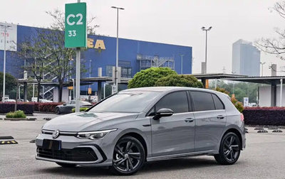 Volkswagen Golf VIII, 2023 год, 2 000 000 рублей, 1 фотография
