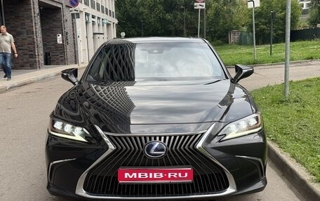 Lexus ES VII, 2021 год, 4 200 000 рублей, 1 фотография