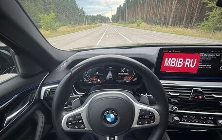 BMW 5 серия, 2021 год, 5 850 000 рублей, 15 фотография
