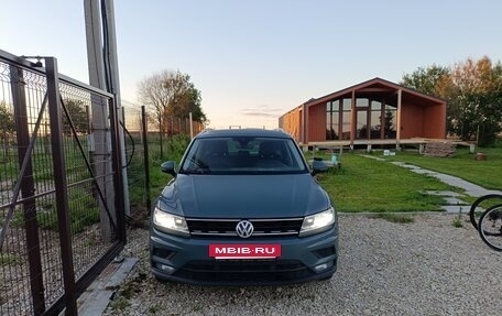 Volkswagen Tiguan II, 2020 год, 2 200 рублей, 3 фотография