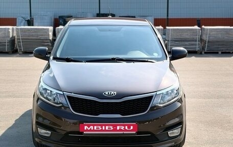 KIA Rio III рестайлинг, 2017 год, 1 000 000 рублей, 3 фотография