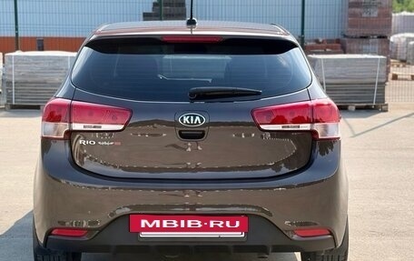 KIA Rio III рестайлинг, 2017 год, 1 000 000 рублей, 8 фотография
