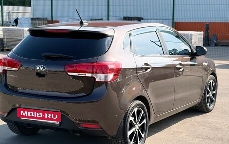 KIA Rio III рестайлинг, 2017 год, 1 000 000 рублей, 10 фотография