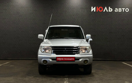 Mitsubishi Pajero iO, 2000 год, 620 000 рублей, 2 фотография