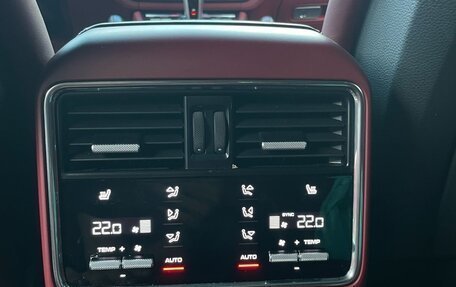 Porsche Cayenne III, 2019 год, 8 000 000 рублей, 12 фотография