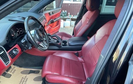 Porsche Cayenne III, 2019 год, 8 000 000 рублей, 18 фотография