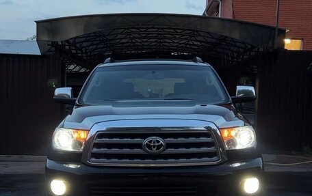Toyota Sequoia II рестайлинг, 2010 год, 4 700 000 рублей, 2 фотография