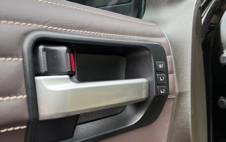 Toyota Sequoia II рестайлинг, 2010 год, 4 700 000 рублей, 14 фотография