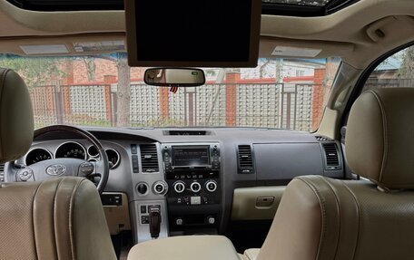 Toyota Sequoia II рестайлинг, 2010 год, 4 700 000 рублей, 11 фотография