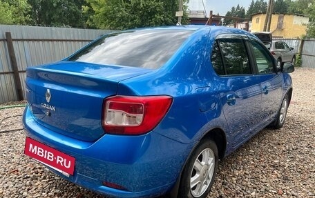 Renault Logan II, 2017 год, 800 000 рублей, 3 фотография