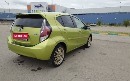 Toyota Prius c I, 2015 год, 1 510 000 рублей, 6 фотография