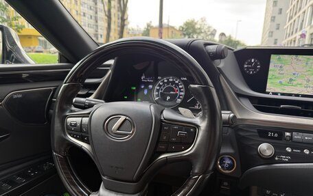 Lexus ES VII, 2021 год, 4 200 000 рублей, 10 фотография