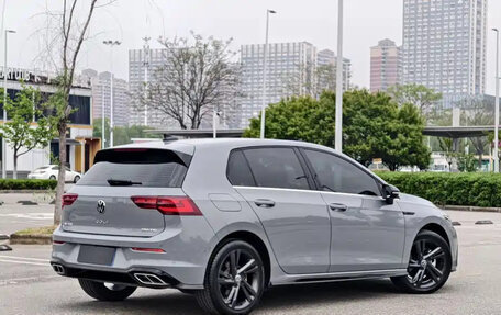 Volkswagen Golf VIII, 2023 год, 2 000 000 рублей, 4 фотография
