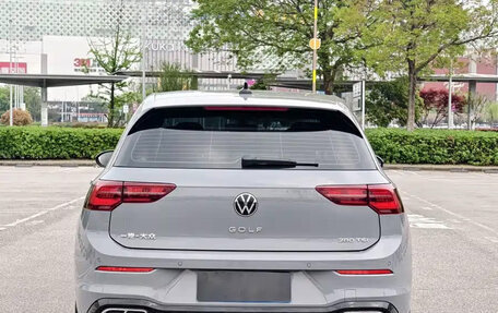 Volkswagen Golf VIII, 2023 год, 2 000 000 рублей, 5 фотография