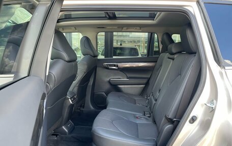 Toyota Highlander, 2026 год, 5 650 000 рублей, 24 фотография