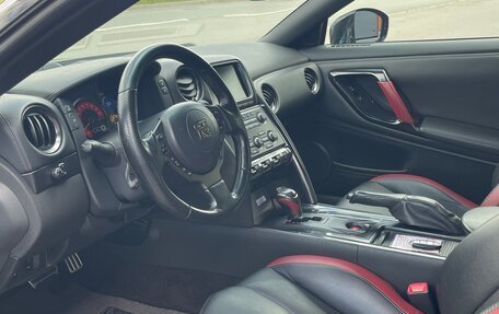 Nissan GT-R, 2011 год, 5 650 000 рублей, 14 фотография