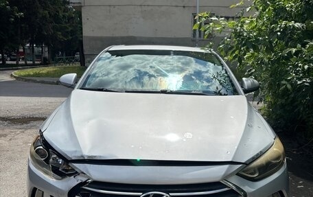 Hyundai Elantra VI рестайлинг, 2017 год, 1 200 000 рублей, 4 фотография
