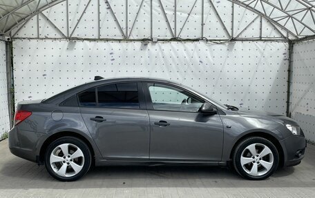 Chevrolet Cruze II, 2010 год, 905 000 рублей, 5 фотография
