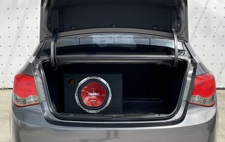 Chevrolet Cruze II, 2010 год, 905 000 рублей, 15 фотография