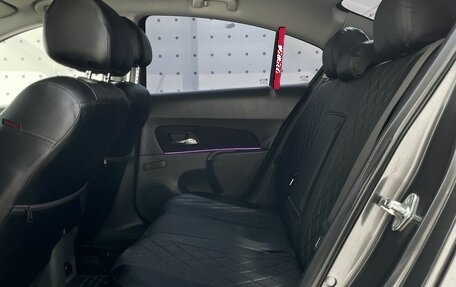 Chevrolet Cruze II, 2010 год, 905 000 рублей, 19 фотография