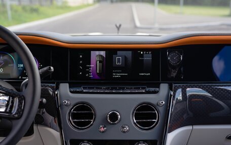 Rolls-Royce Cullinan, 2025 год, 65 700 000 рублей, 16 фотография