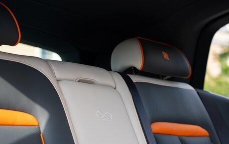 Rolls-Royce Cullinan, 2025 год, 65 700 000 рублей, 23 фотография