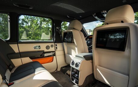 Rolls-Royce Cullinan, 2025 год, 65 700 000 рублей, 30 фотография