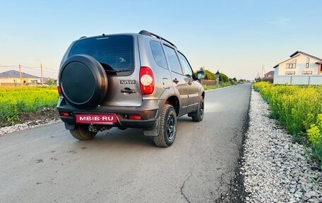 Chevrolet Niva I рестайлинг, 2012 год, 390 000 рублей, 5 фотография