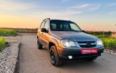 Chevrolet Niva I рестайлинг, 2012 год, 390 000 рублей, 3 фотография