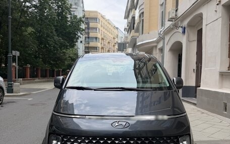 Hyundai Staria, 2022 год, 3 900 000 рублей, 5 фотография
