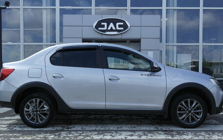 Renault Logan II, 2021 год, 1 249 000 рублей, 6 фотография