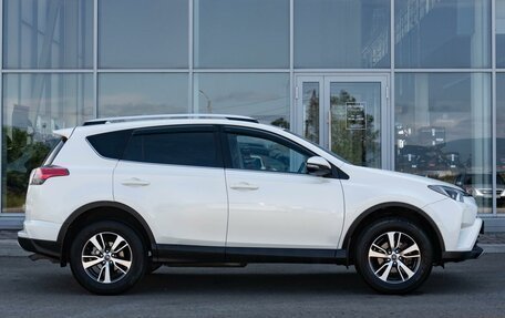 Toyota RAV4, 2016 год, 2 480 000 рублей, 5 фотография