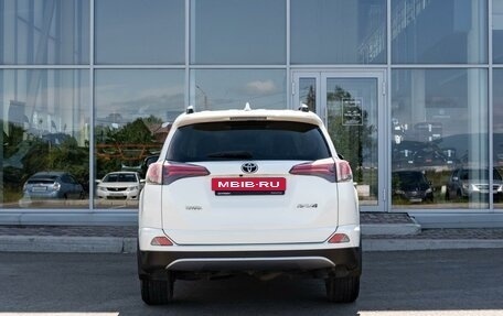 Toyota RAV4, 2016 год, 2 480 000 рублей, 4 фотография